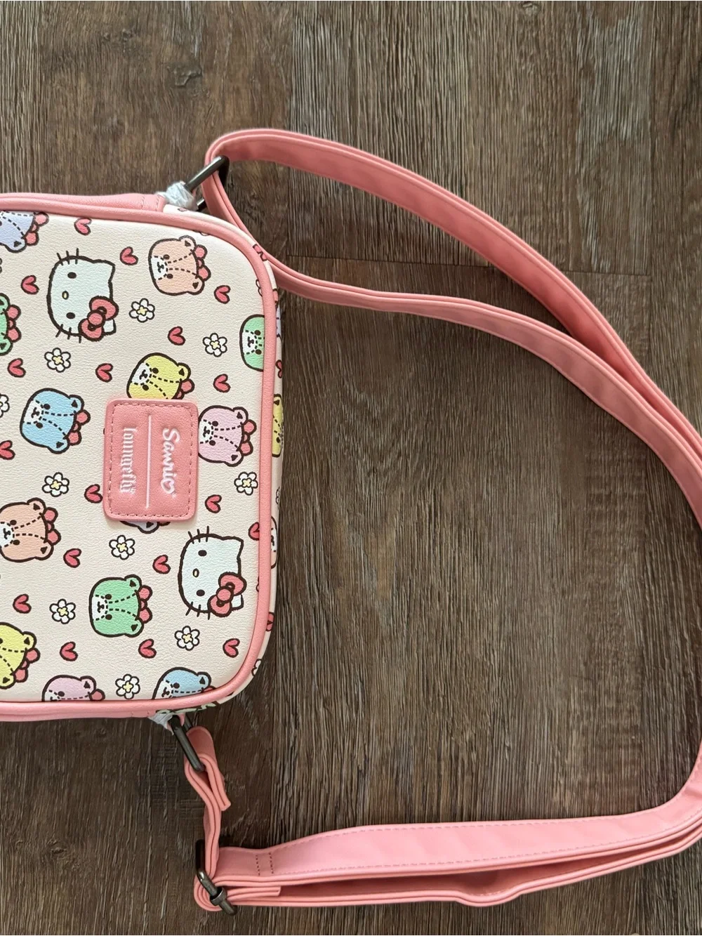 Sanrio Hello Kitty Multicolor Character Crossbody Bag in Pink